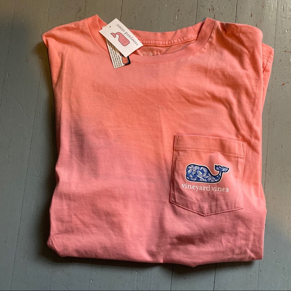 Vineyard vines TShirt